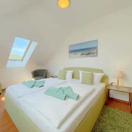 Maria Gabriele Karlstrasse 6b 12 Apartment *