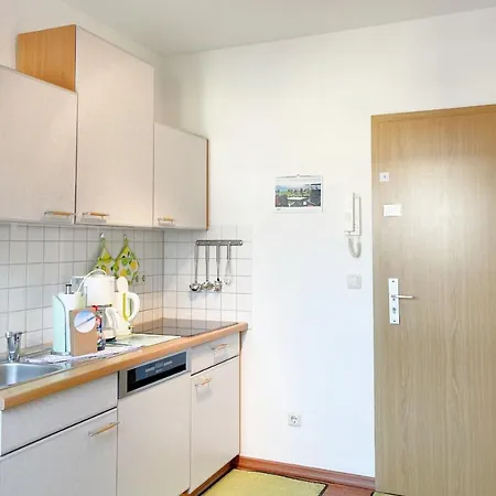 Maria Gabriele Karlstrasse 6b 12 Ostseebad Kölpinsee